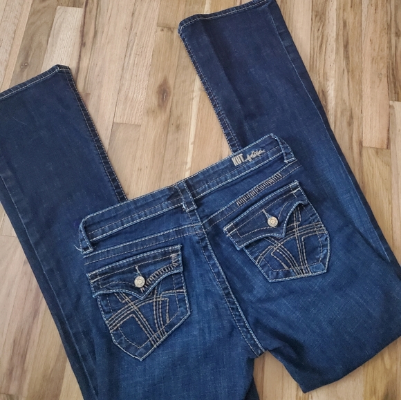 Kut bootcut dark wash size 4 - Picture 3 of 4